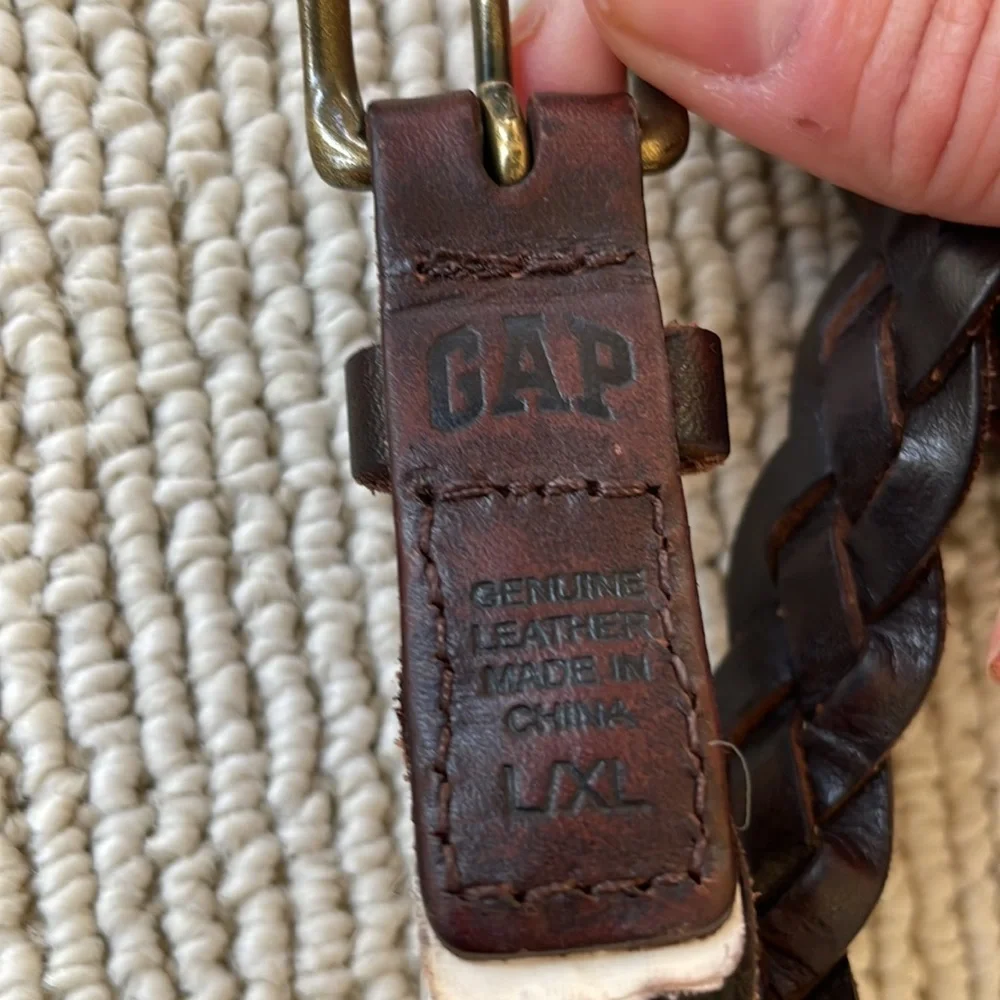 🌿Kids brown braided leather belt size LG🌿